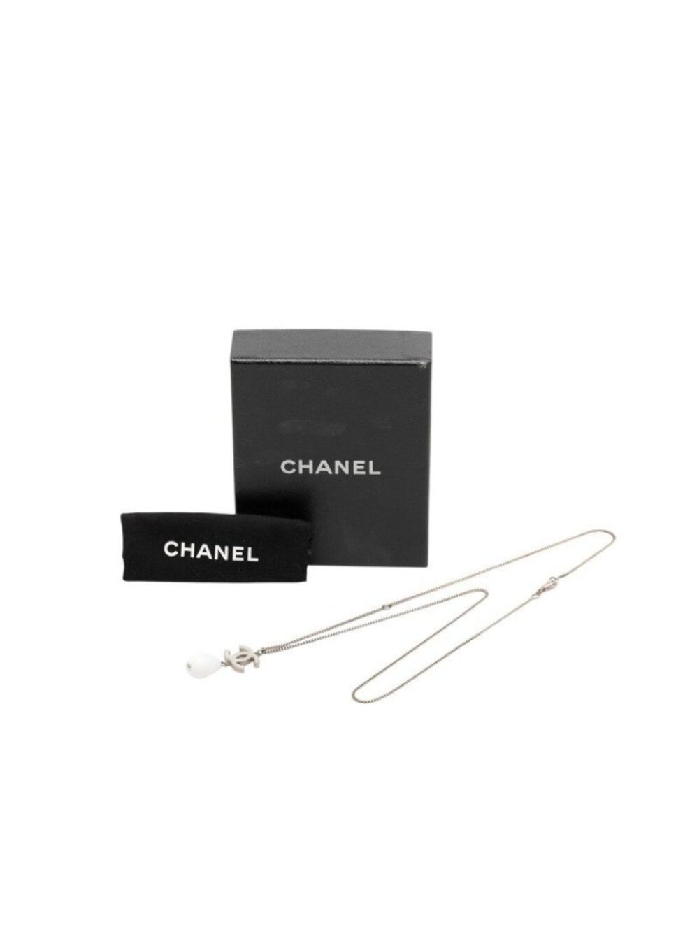 Chanel CC Logo Pendant Silver White Metal - Picture 6 of 6